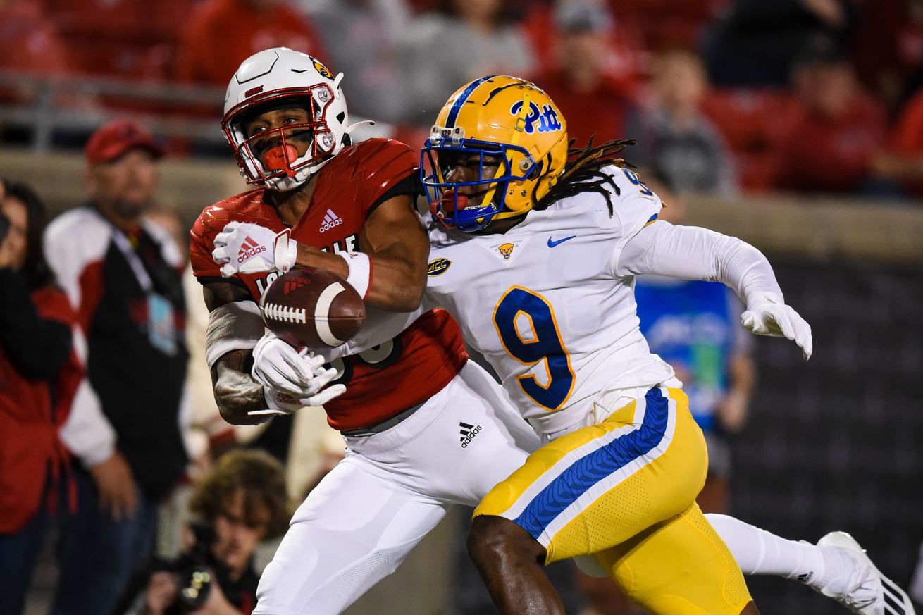 COLLEGE FOOTBALL: OCT 22 Pitt at Louisville