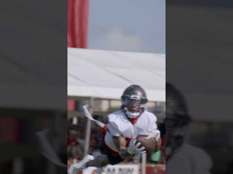 Baker Mayfield Connects with a Diving Deven Thompkins at Bucs Training Camp