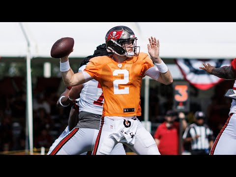 Kyle Trask Steps Up in Pocket and Finds Mike Evans in the Endzone | Highlight