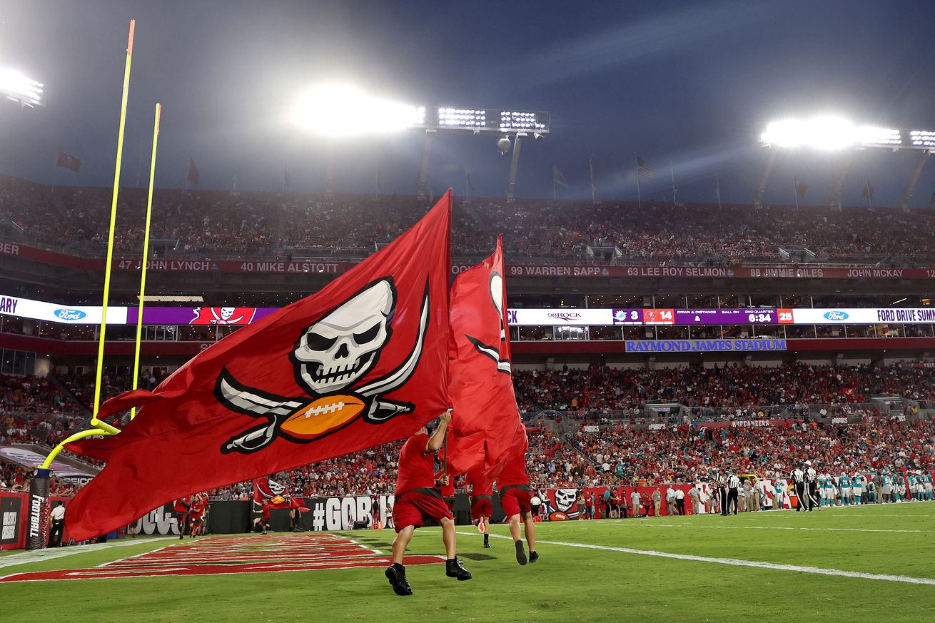 Miami Dolphins v Tampa Bay Bucs
