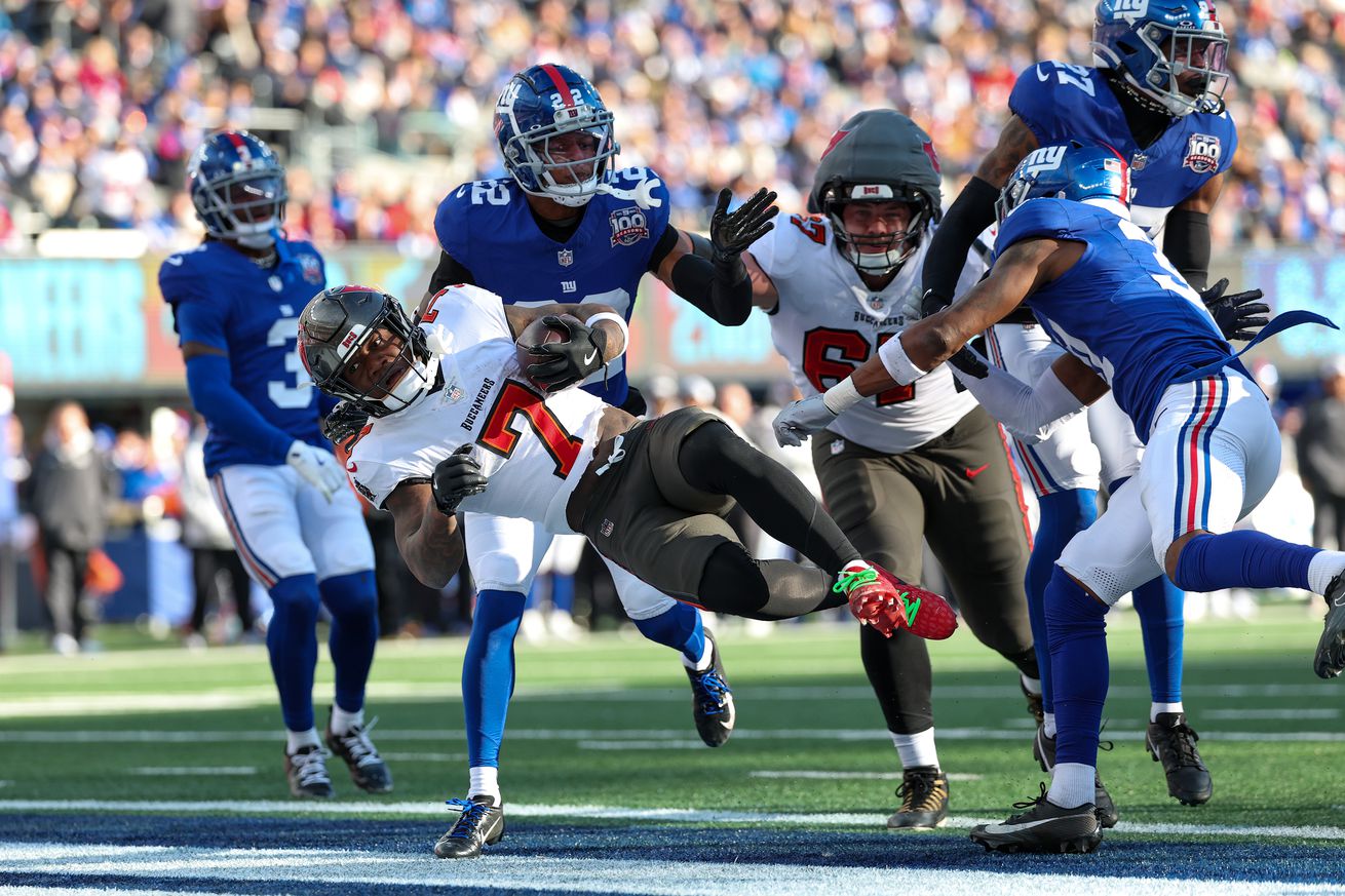 Tampa Bay Bucs v New York Giants