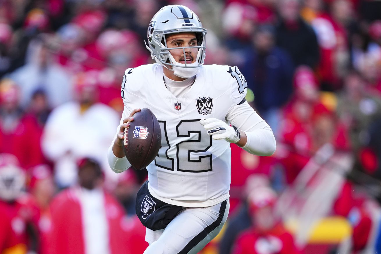 Las Vegas Raiders v Kansas City Chiefs
